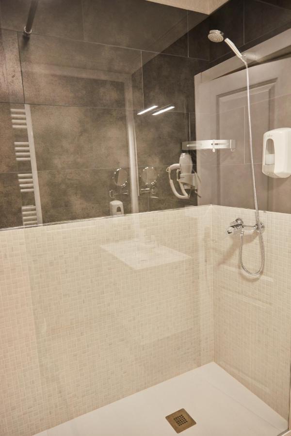 Padron Suites ภายนอก รูปภาพ
